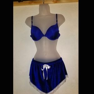 B2G1F! New Blue Adjustable Strapless Bra 34C